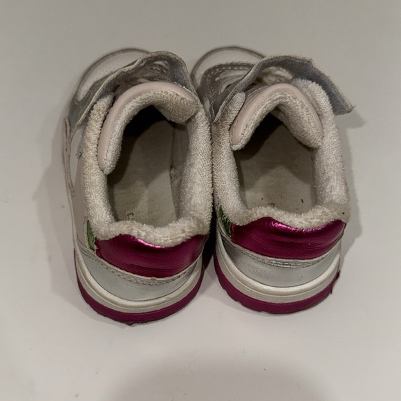 WHITE PINK METALLIC ZARA SNEAKERS FOR KIDS SIZE 23 WARM ON THE INSIDE - Picture 3 of 5
